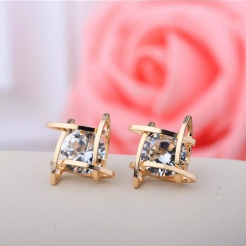 NEW ROUND SOLITAIRE CAGED DIAMOND STUD EARRINGS - Picture 2 of 8